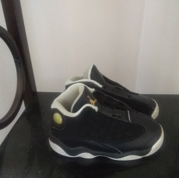 Sneakers - Picture 1 of 3